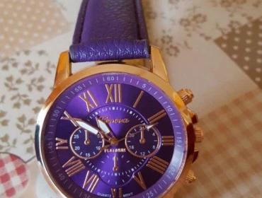 Orologio viola con cronografo